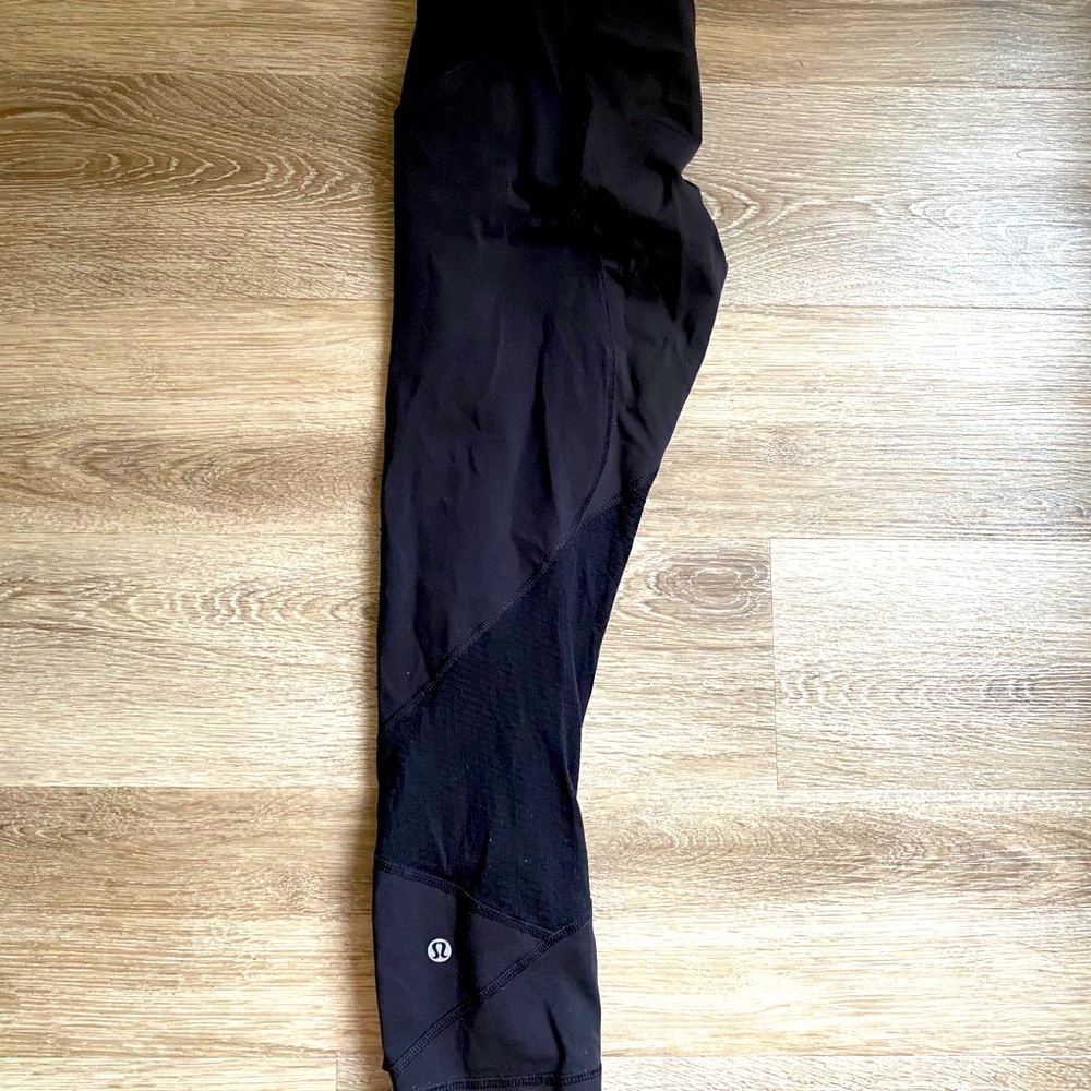Black lululemon leggings!!